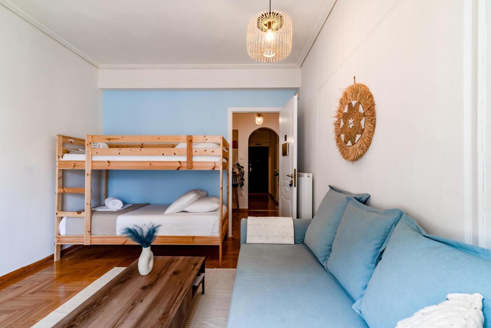 Exarchia Artistic Getaway For Groups Apartment Athena Bagian luar foto